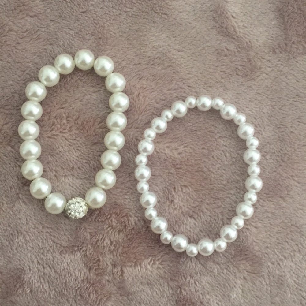 They are 2 purl bracelets